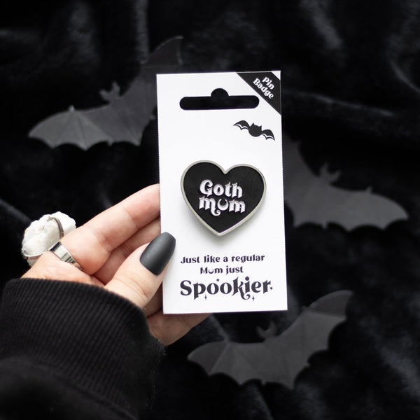 Goth Mum Næla