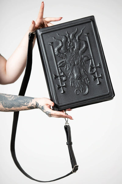 Beast Messenger Taska
