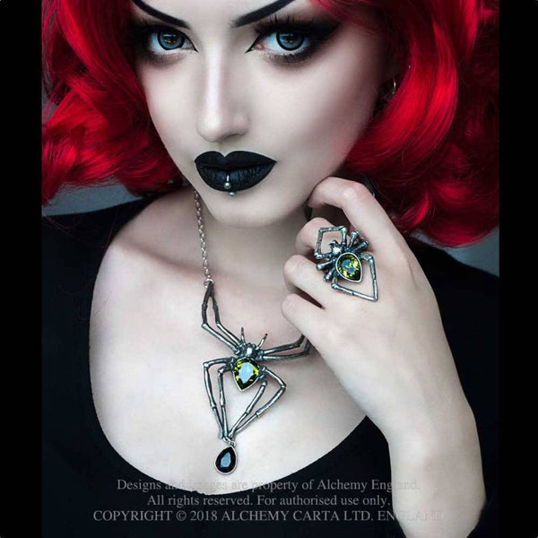 Emerald Venom Hálsmen